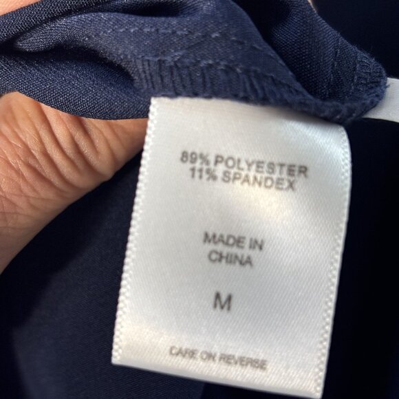 Sleeveless Navy Blue Wide-Leg Jumpsuit With Button Details & Belted Waist - Picture 6 of 8